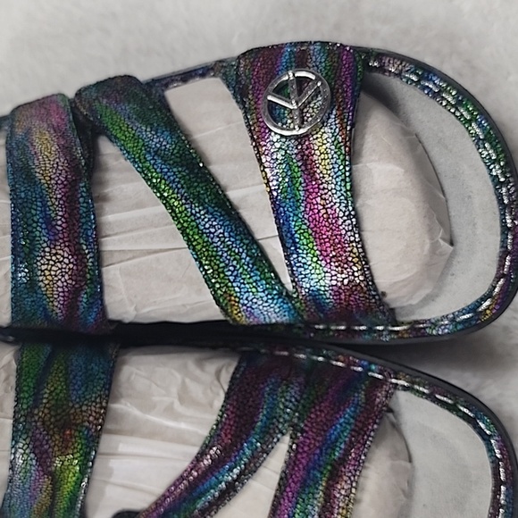 Alegria Betty Hippie Momma Peace Sign Multi Color Sandals New In Box - Picture 2 of 11